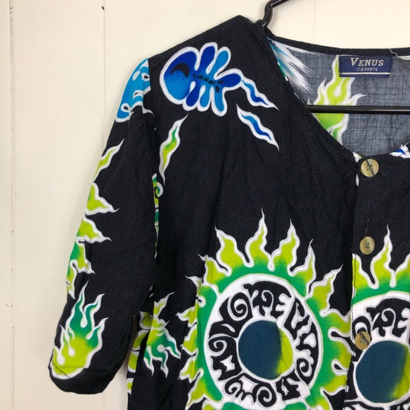 Venus Tropical Print Button Down T-Shirt Sz M - Picture 4 of 6